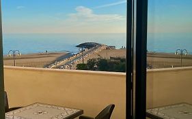 Eurobeach Residence